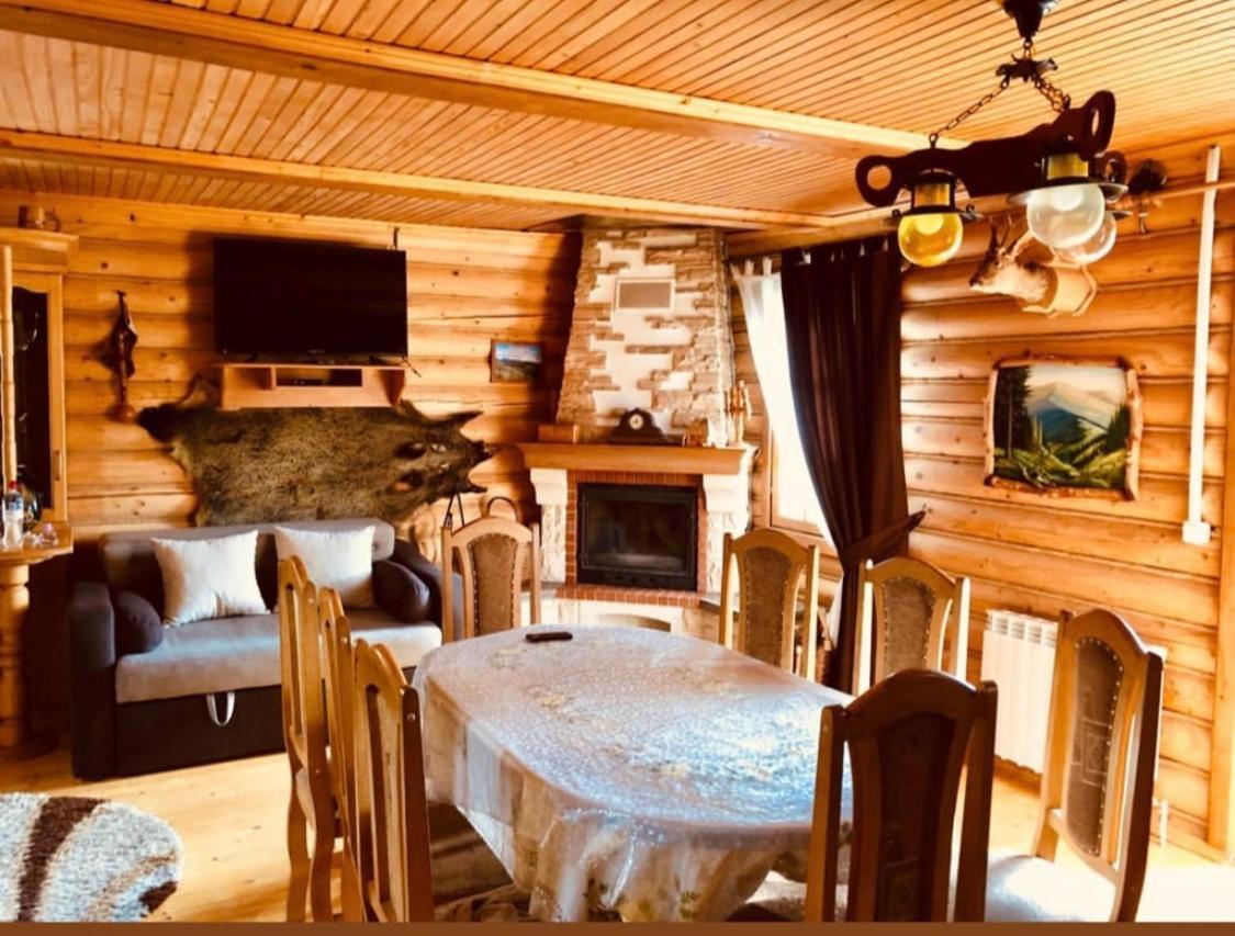 Комфортний Котедж В Мигово ภายนอก รูปภาพ